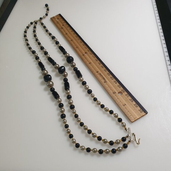 Vintage Black Gray Beaded Necklace 3 Strand Marked Japan 13 Inch Short Length - Picture 5 of 6